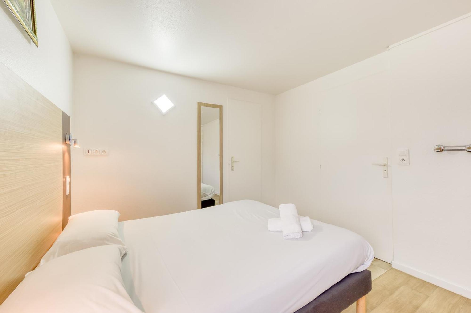 Fasthotel Roissy Cdg Sud - Claye Souilly Exterior foto